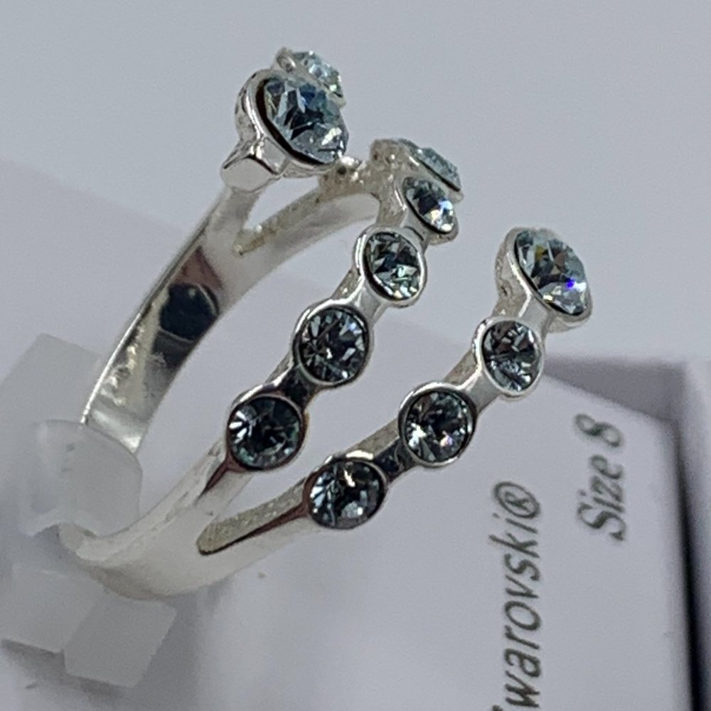 Ring - Picture 4 of 8